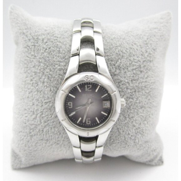 Women Relic Wet Quartz WR Analog 25mm Round Watch (H765) "New Battery" - Picture 1 of 10